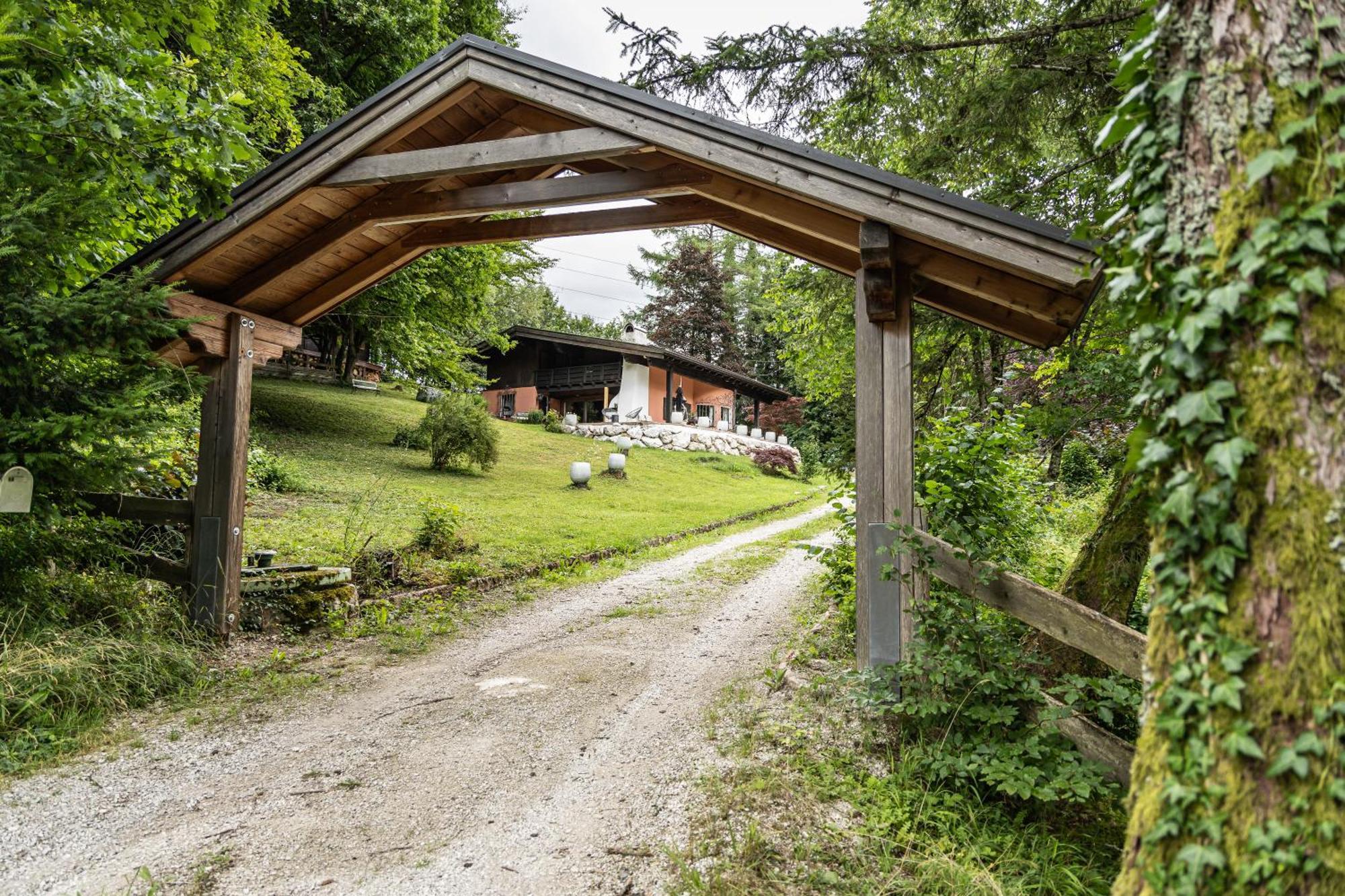 Alpin-Chalet In Alleinlage In Bad Ischl - Wald, Natur, Kamin & Sauna Exterior photo